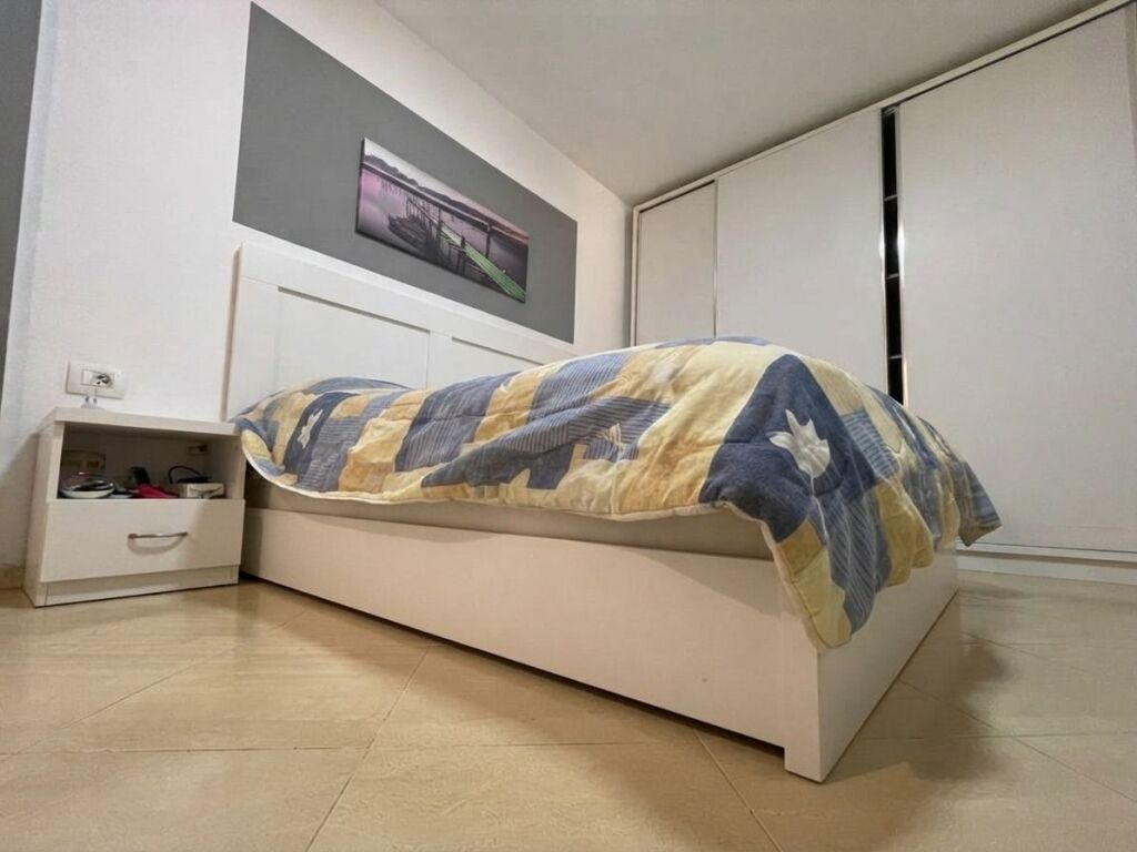 Qera, Apartament 2+1+Garazh, Brryli, Tiranë.