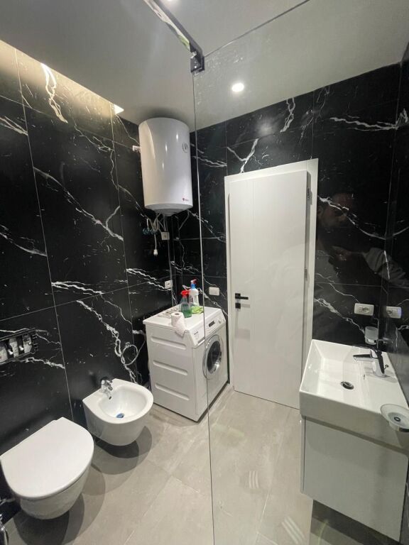 Qera | Apartament 1 + 1 | QTU (Qendra Tregtare Univers) | 600 €/muaj