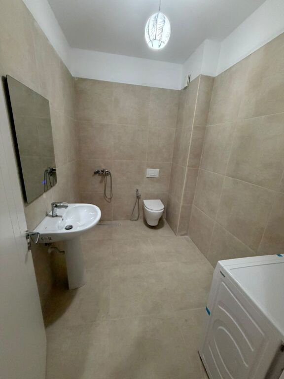 Apartment 1+1 for rent in Kamez