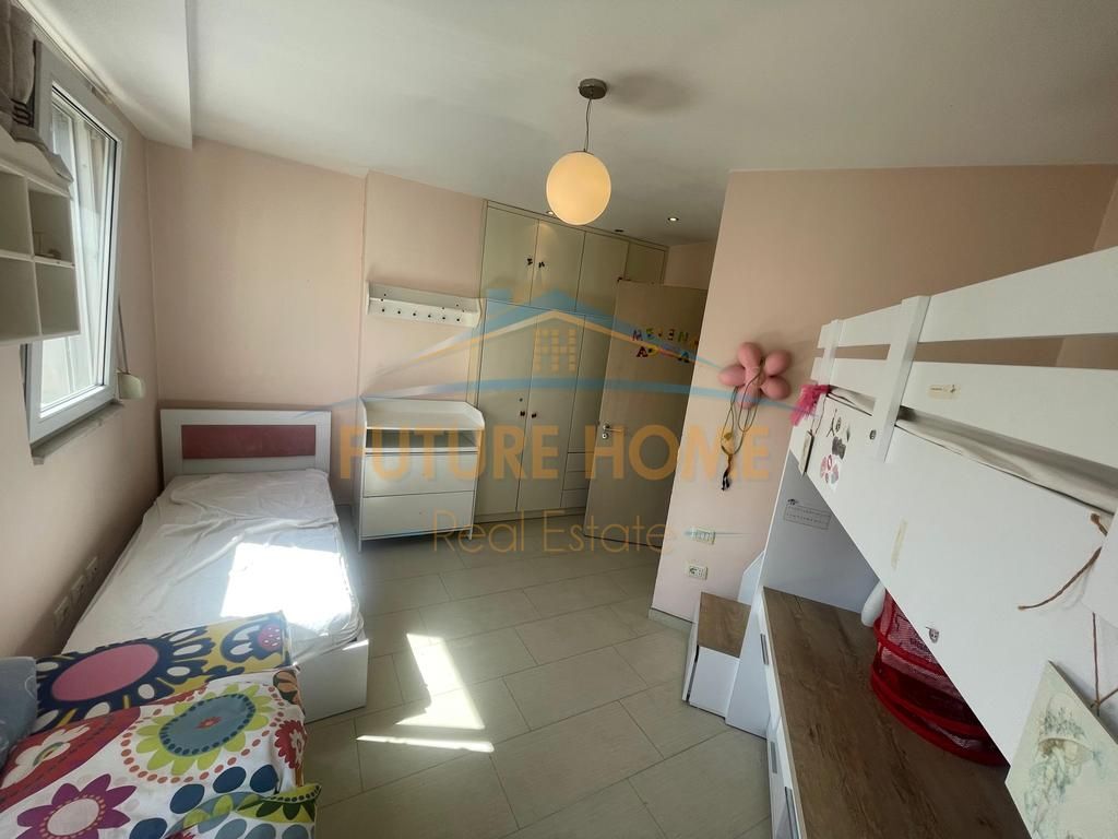 Affitto, Appartamento 2+1+2+Posto Auto, Fresku, Tirana.