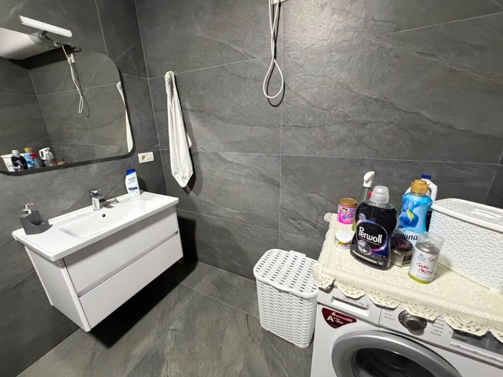Affittasi appartamento 2+1 a Yzberisht