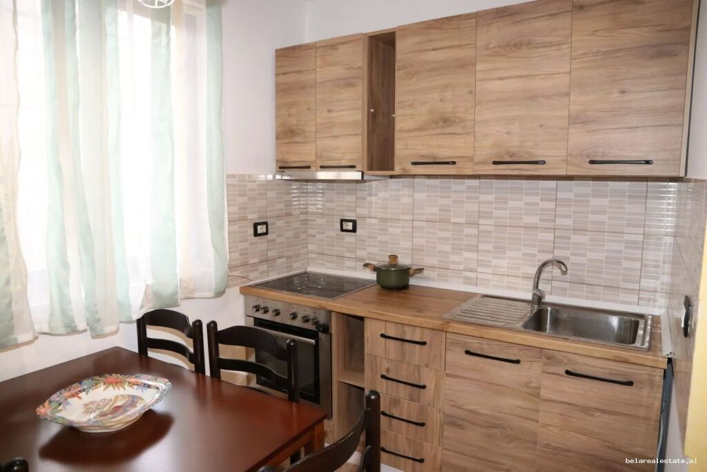 Apartament Me Qera 2+1 Ne Laprake (ID B221457) Tirane