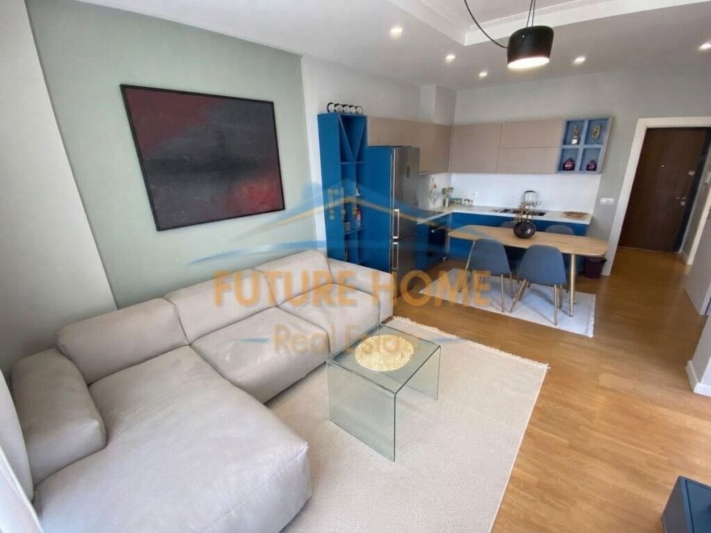 Affitto, Appartamento 1+1, 21 Dhjetori