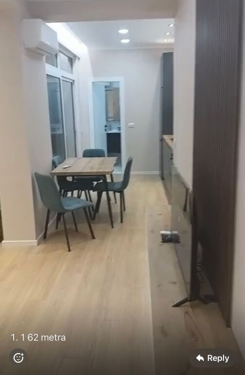 1+1, 2nd floor elevator, porcelain floor, 600 thousand lek discount