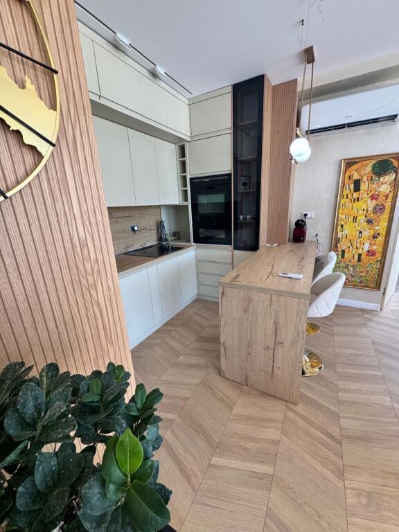 APPARTAMENTO IN AFFITTO 2+1+2 + PARCHEGGIO - LAGO DI FARKA