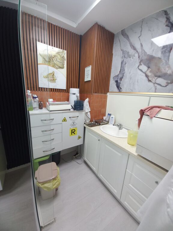 Premises for rent for dental clinic, Commune of Paris