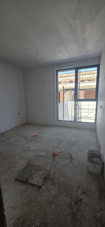 Apartment 2+1 for sale at Kompleksi Diellon, Paskuqan.