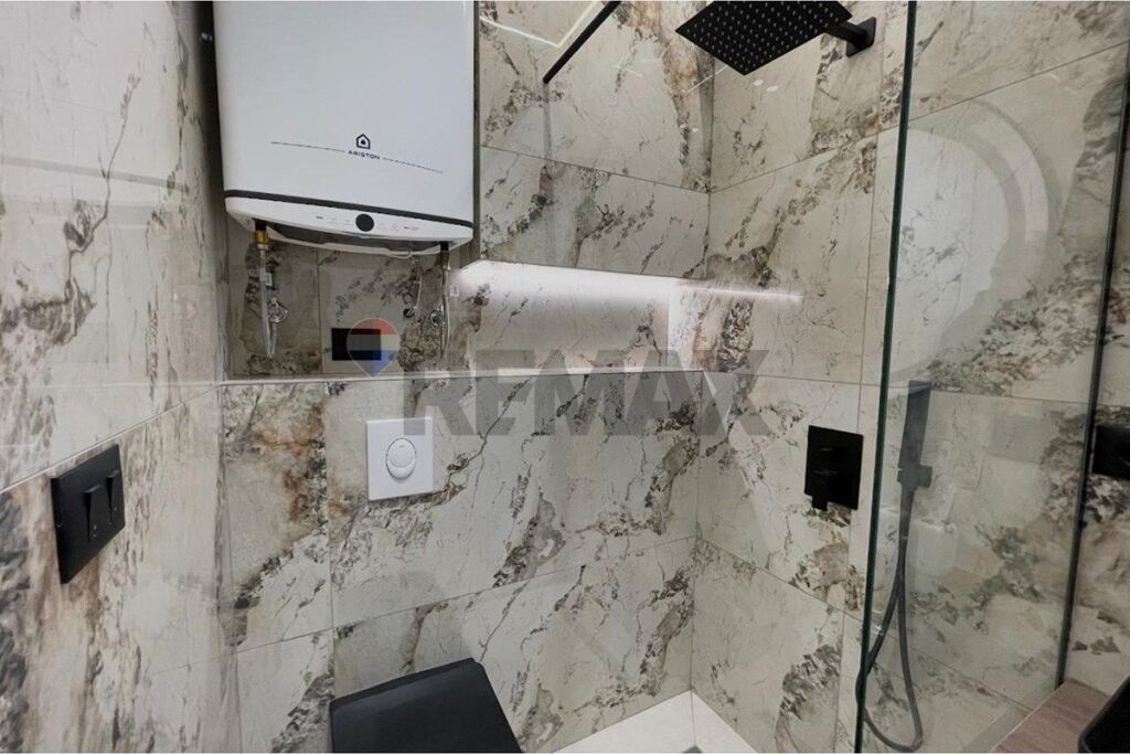 Kompleksi Aura, Jepet me Qira Apartament 2+1