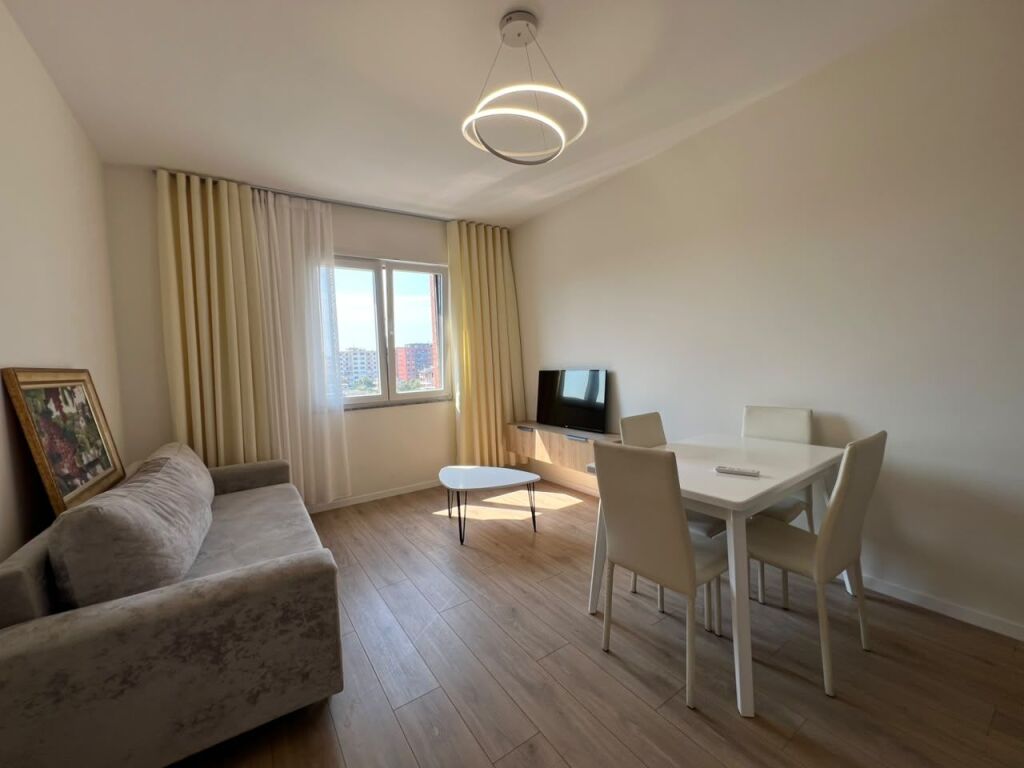 Jepet me qira apartament 1+1