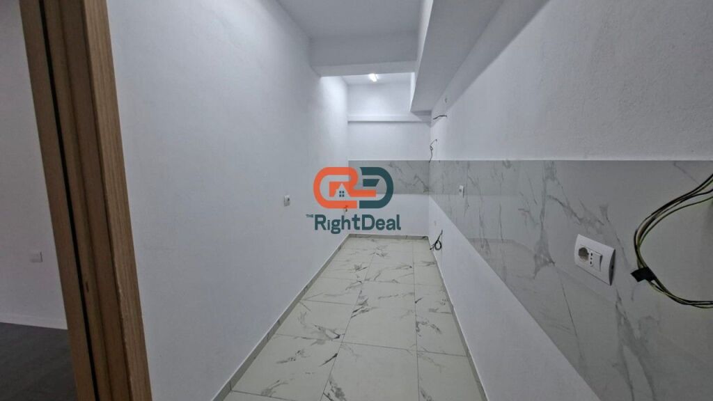 Near the 5 May Roundabout, 1+1 Apartment for Rent, Ideal for Office or Clinic!!!