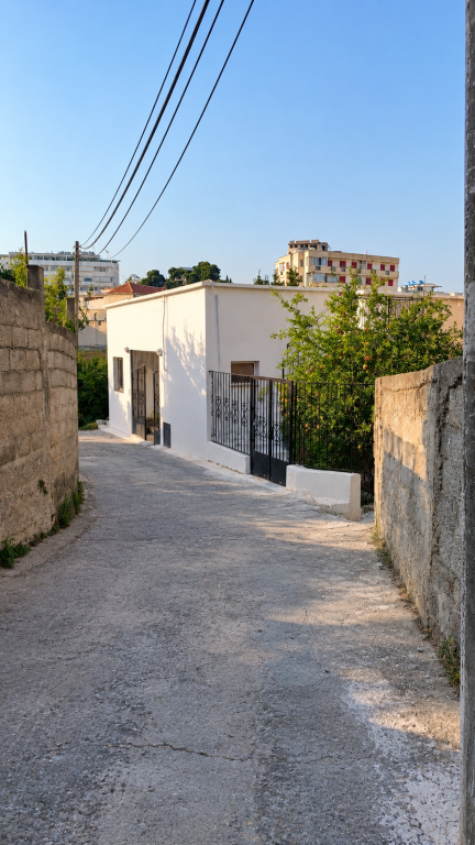 For rent the first floor of a private house in Durres