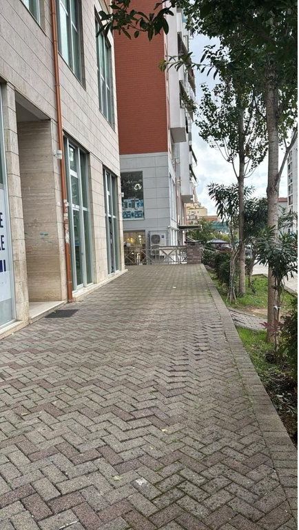 Ambient Komercial Për Shitje në Ali Demi, Tiranë - 380000€ | 76.68 m² 380,000 €