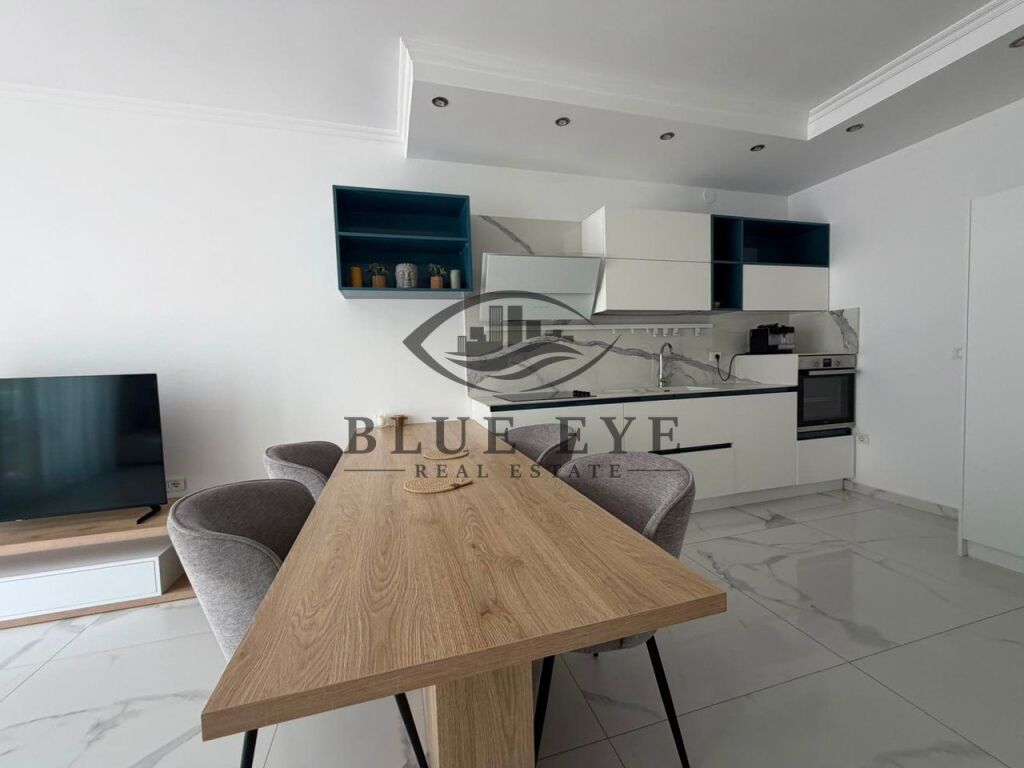 JEPET ME QIRA APARTAMENT 2+1 – CURRILA, DURRËS.