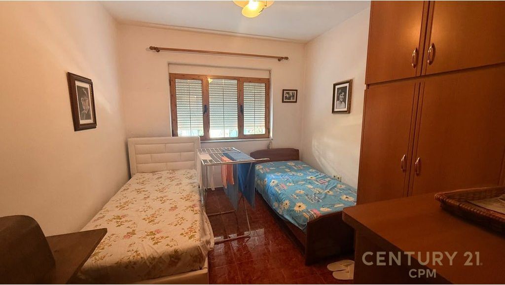 Shitet Apartament 2+1 ne Myslym Shyr
