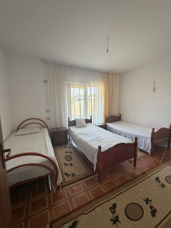 Shitje | Vilë 6 + 1 | Durrës | 380000 € i Diskutueshem