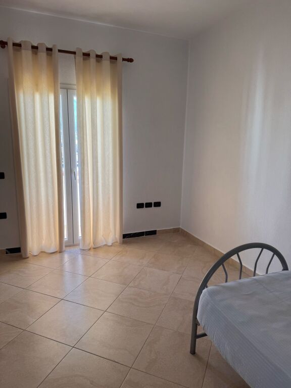 Apartment for rent 450 sauk