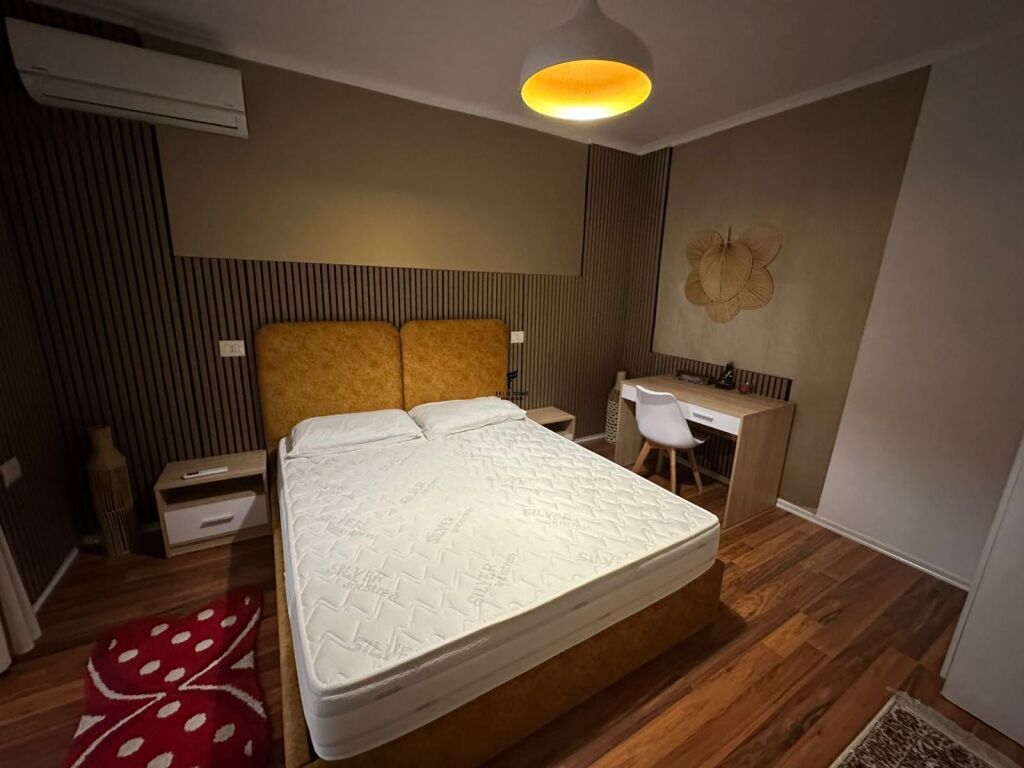 APARTAMENT ME QERA 1+1 BLLOK 700 EURO FH-92221