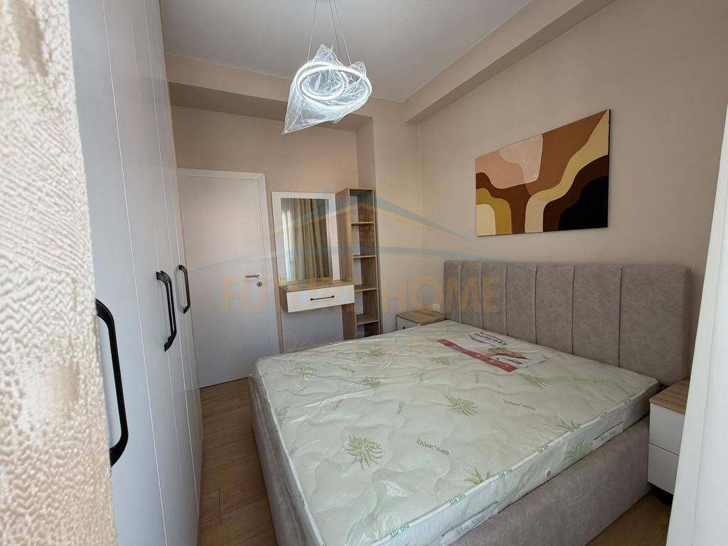 Shitet, Apartament 2+1, Misto Mame
