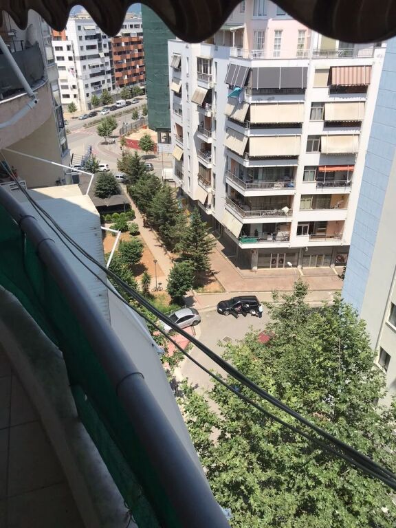 Aprtament 1+1 per shitje ne Astir