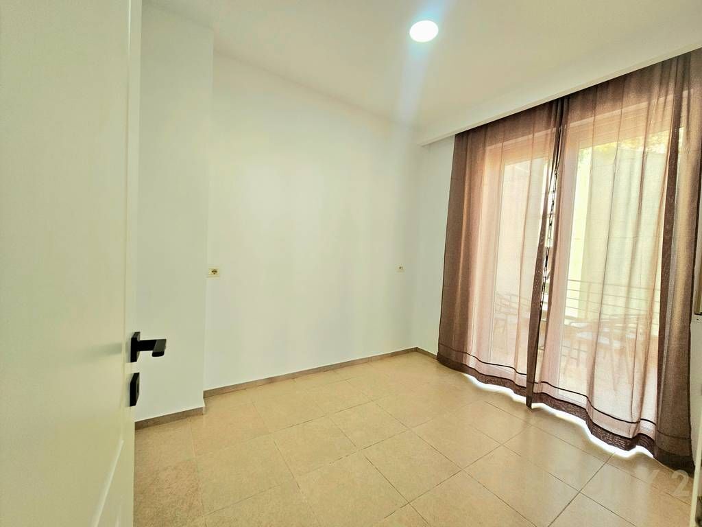 2+1 APARTMENT FOR RENT IN THE BOTANICAL GARDEN AREA 550 € /Month 50,000 Lek /Month