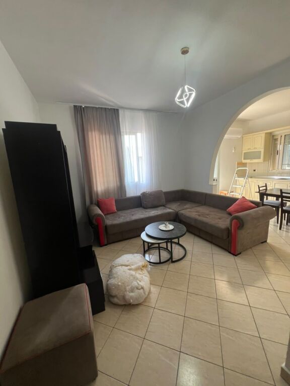 Appartamento 2+1 in Affitto nel Quartiere 18, vicino a Vala Park