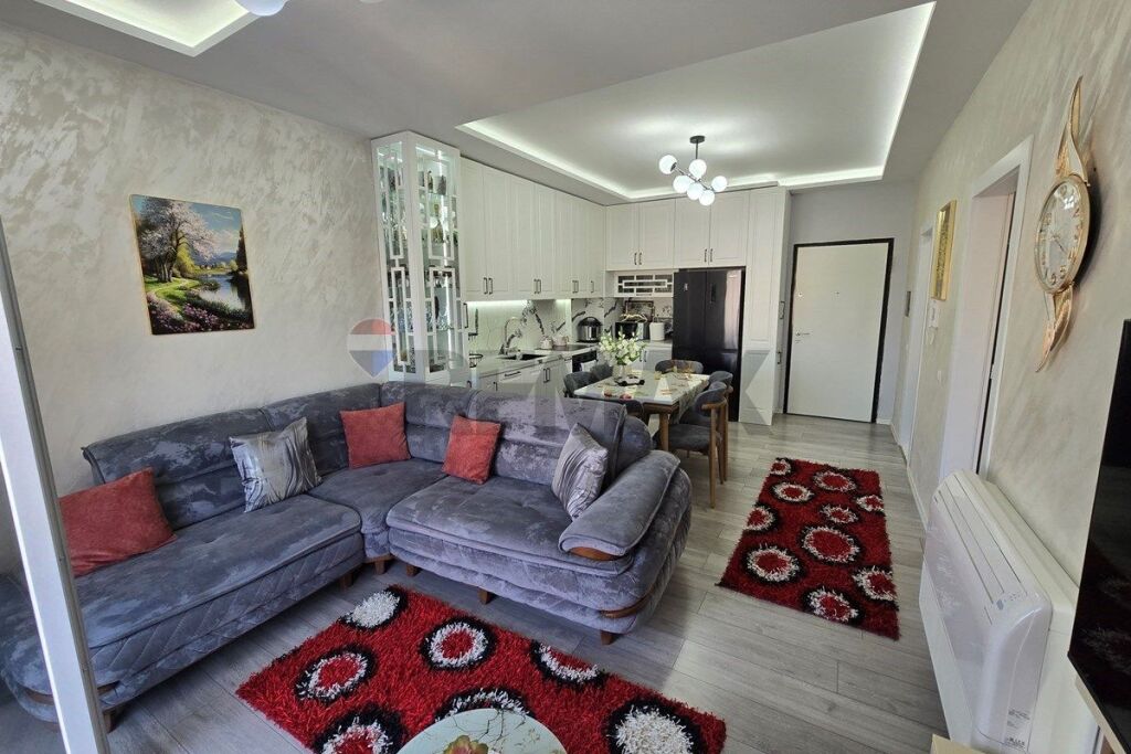 Jepet me qera apartament 1+1 tek Brryli, prane Shkolles Niket Dardani.