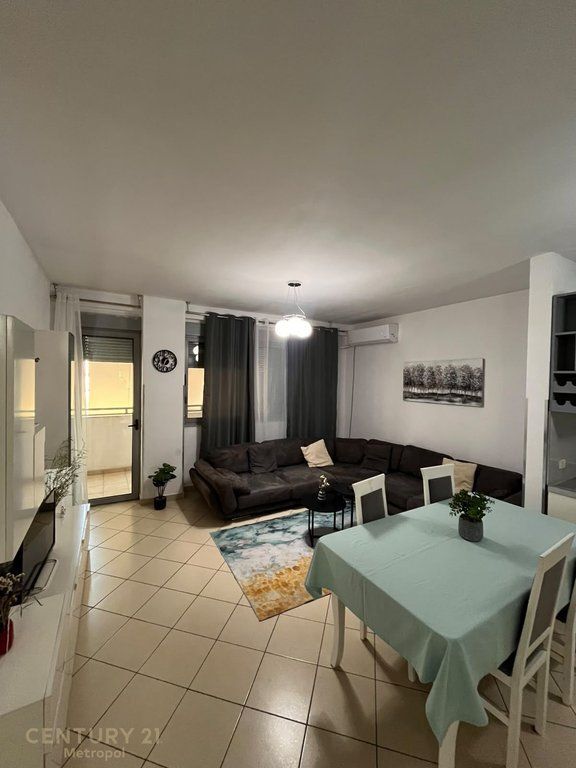 🏠 **FOR RENT – APARTMENT 3+1 | CONDOR CENTER**
