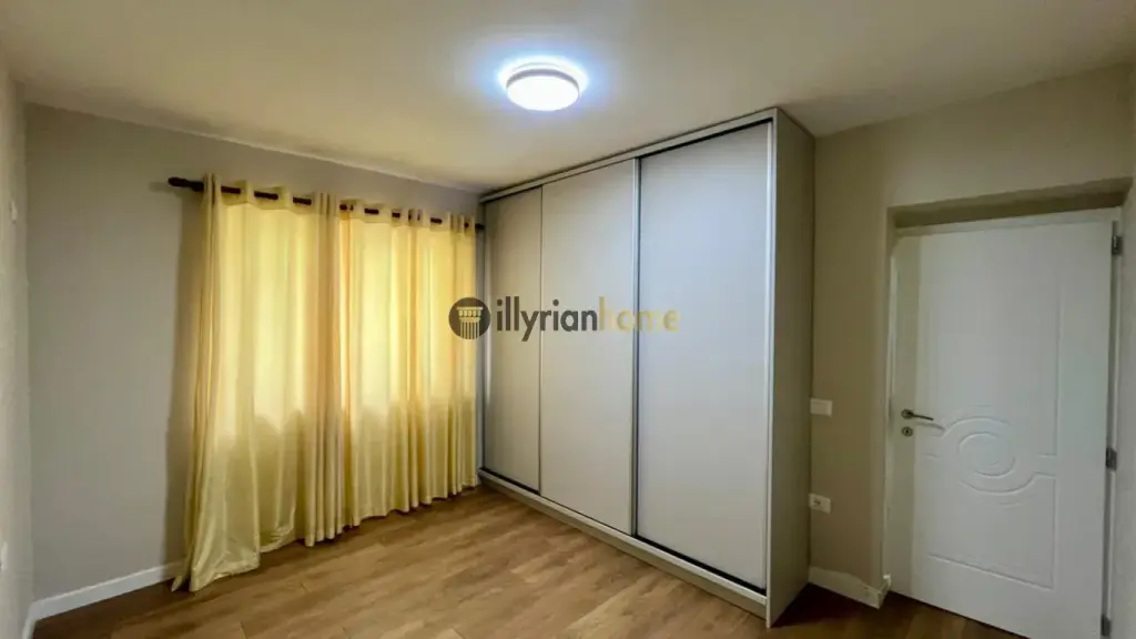 SHITET APARTAMENT 1+1 I RIKONSTRUKTUAR "PALLATI ME SHIGJETA"