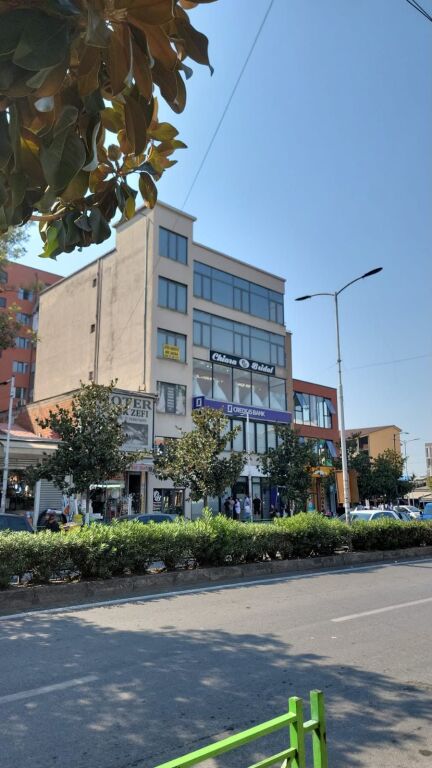OFFICE SPACE FOR RENT – KAMËZ
