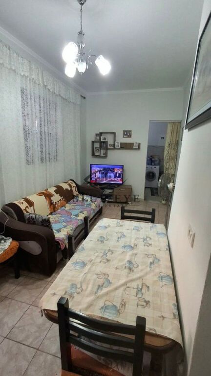 SHITET SHTËPI PRIVATE – ISH URT, DURRËS!