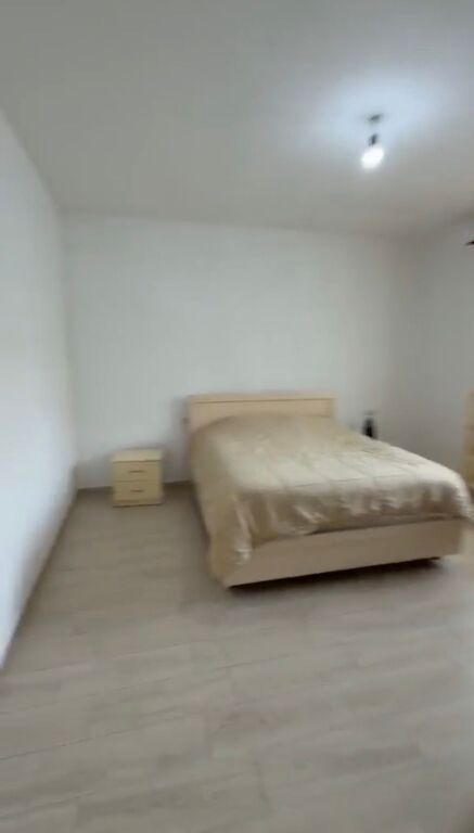 Affittasi 2+1 a Durazzo