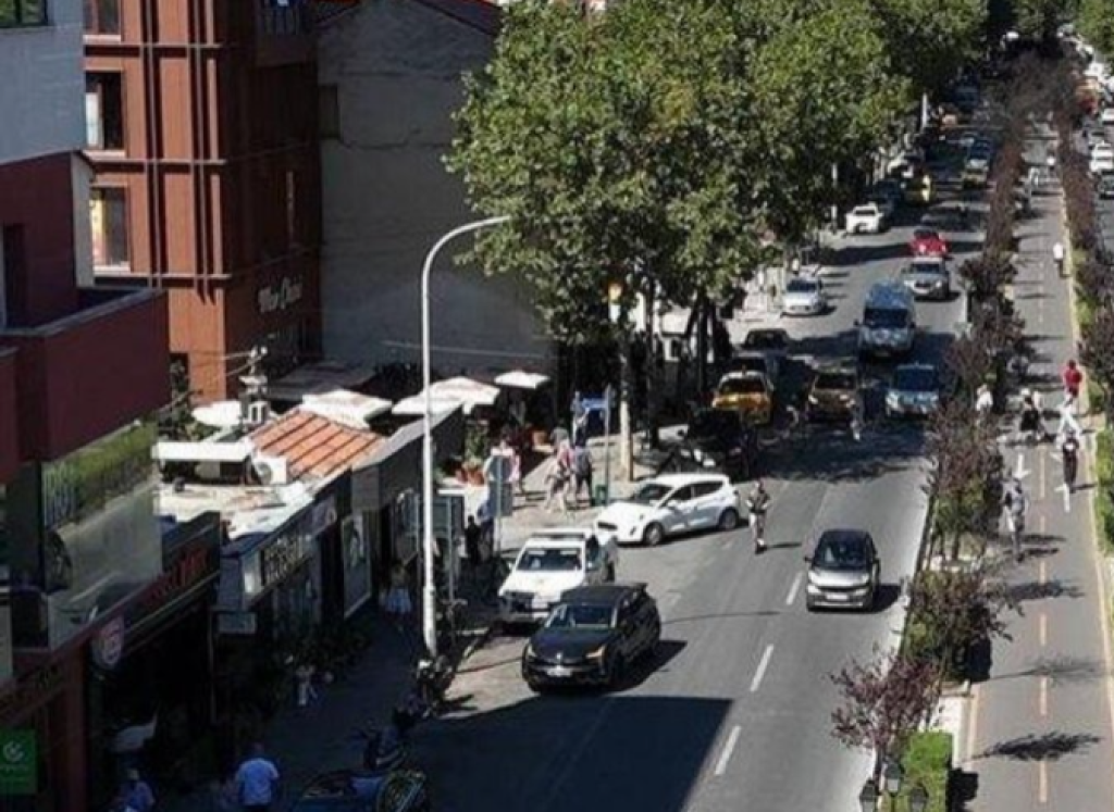 Jepet ambient biznesi me qira tek Rruga e Kavajes , 21 Dhjetori .