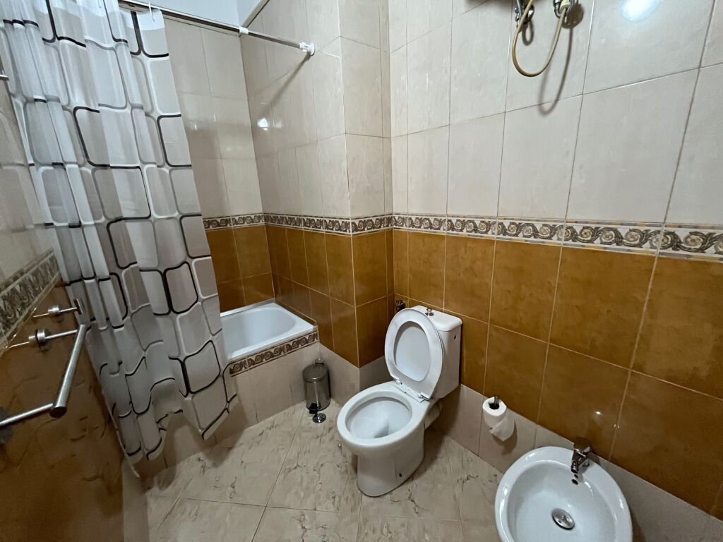 Affitto | Apartament 2 + 1 | Rruga e Kosovareve | 850 €/mese