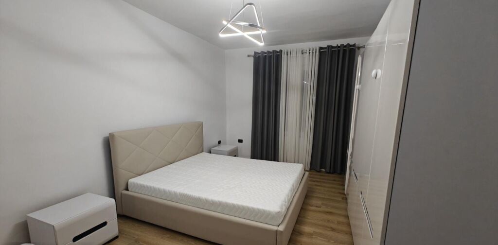 Rent | Apartament 1 + 1 | 21 Dhjetori | 550 €/month