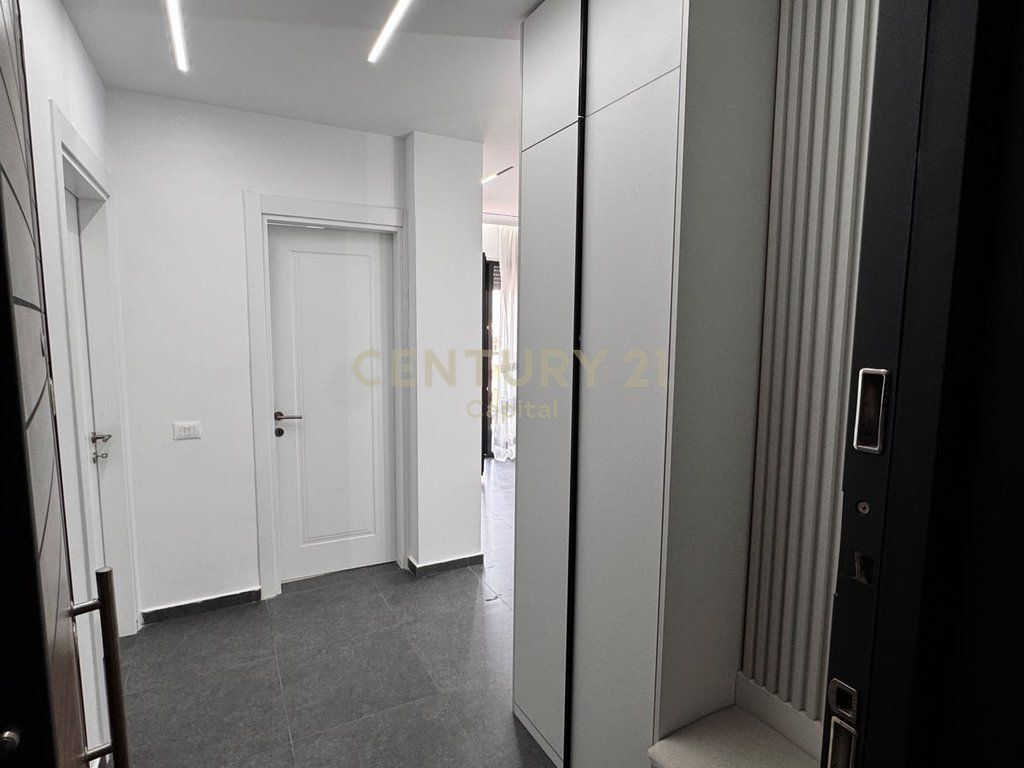 APARTMENT 1+1 FOR RENT – NEW BOULEVARD 650 € /Month 60,000 Lek /Month