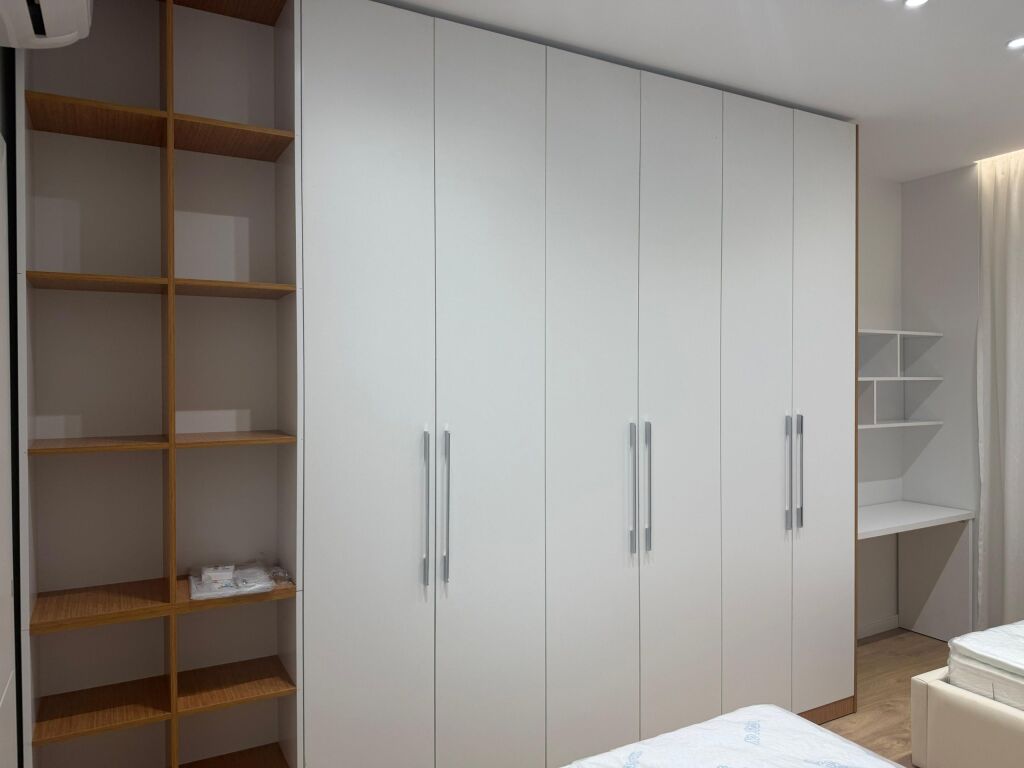 Qera | Apartament 2 + 1+2+Post Parkimi | Rruga 5 Maji | 850 €/muaj