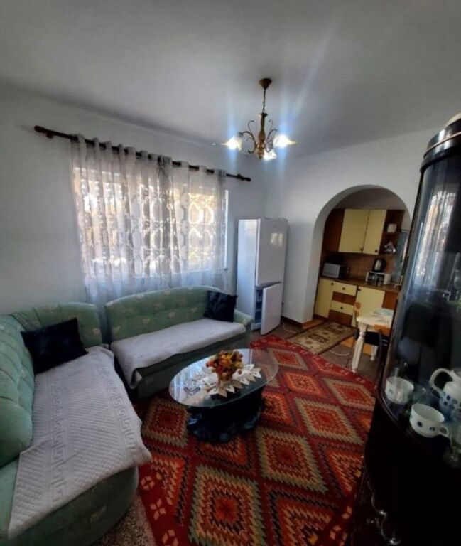 Rent | Apartament 2 + 1 | Medreseja | 500 €/month