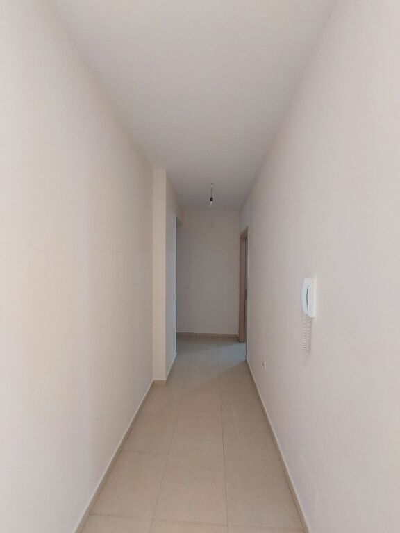 Rent | Apartament 2 + 1 | Rruga 5 Maji | 450 €/month