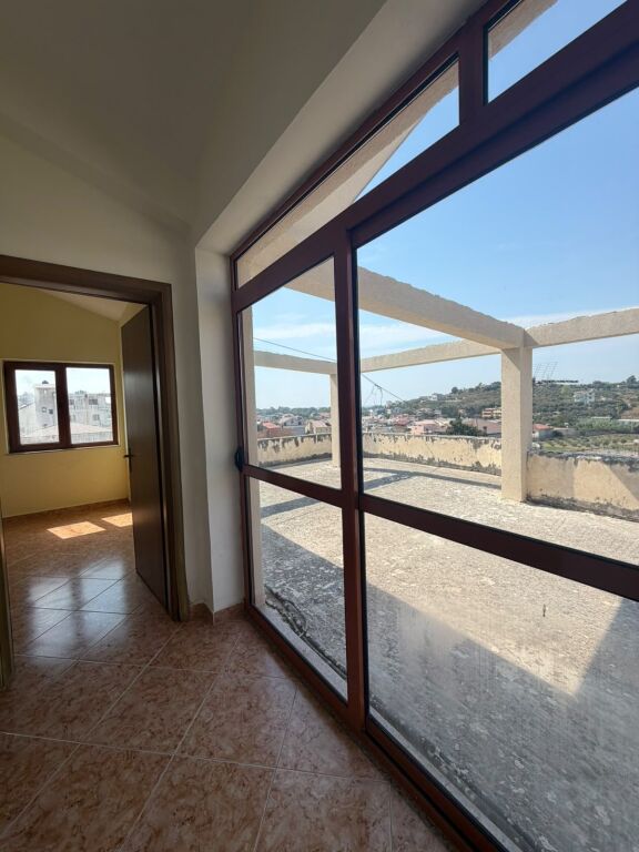 Shitje | Vilë 6 + 1 | Durrës | 380000 € i Diskutueshem