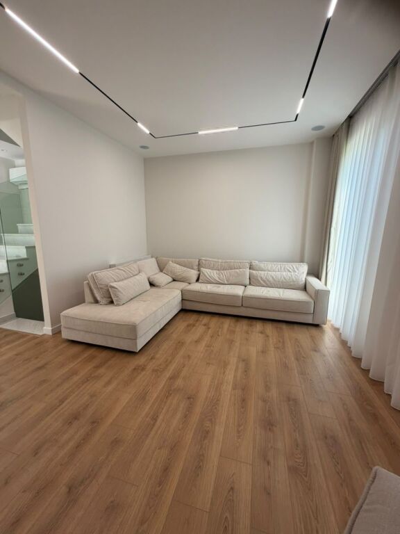 🏡 VILË PREMIUM ME QIRA – GREEN VALLEY RESIDENCE