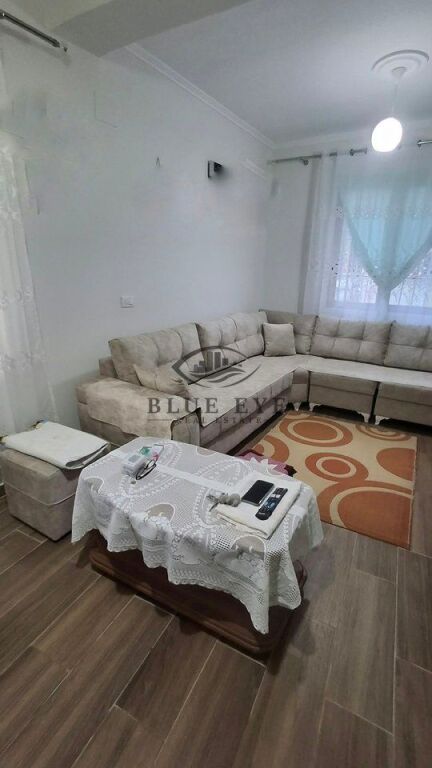 SHITET SHTËPI PRIVATE – ISH URT, DURRËS!