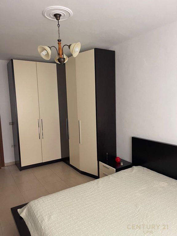 2+1 Apartment For Rent in Tirana e Re, Tirana - 75000 ALL | 70 m² 820 € /Month 75,000 Lek /Month