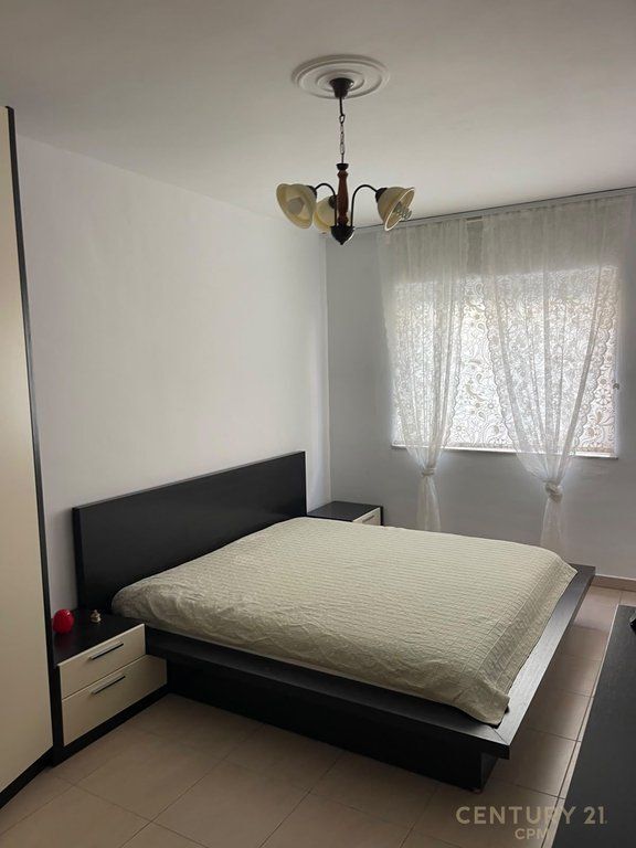 Appartamento 2+1 in Affitto a Tirana e Re, Tirana - 75000 ALL | 70 m² 820 € /Mese 75,000 Lek /Mese
