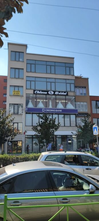 OFFICE SPACE FOR RENT – KAMËZ
