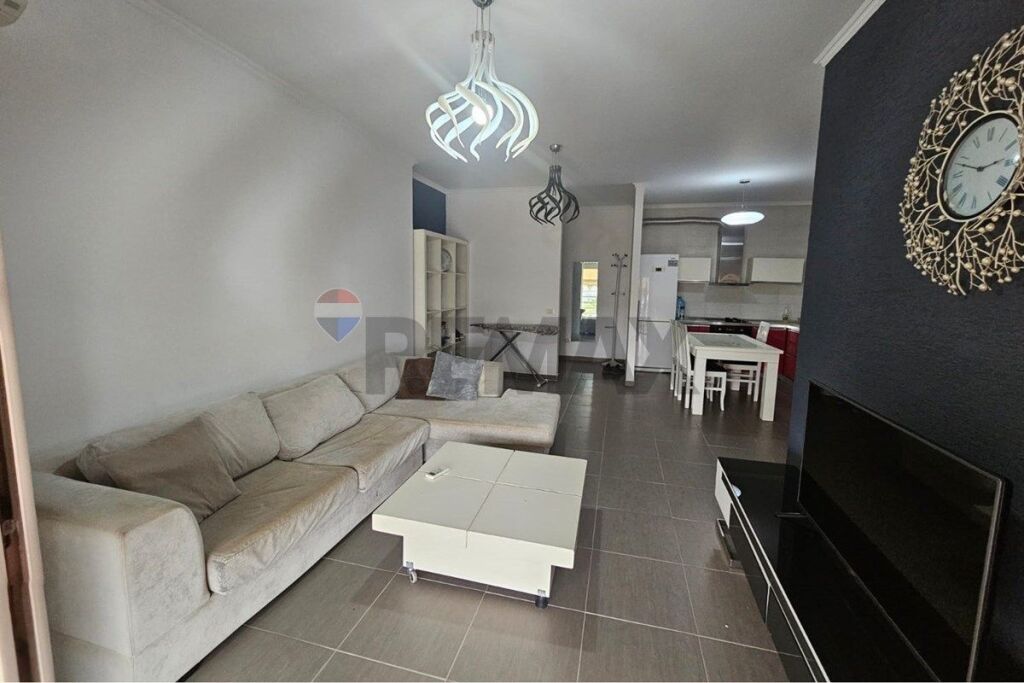 Appartamento 2+1 in affitto in Via Elbasan!