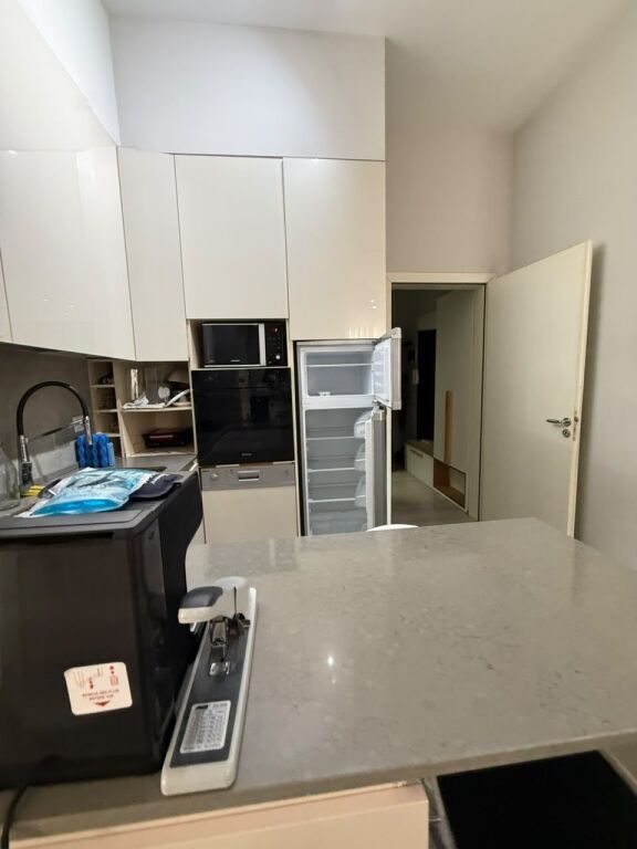 Rent | Apartament 2 + 1 | Pazari i Ri | 800 €/month