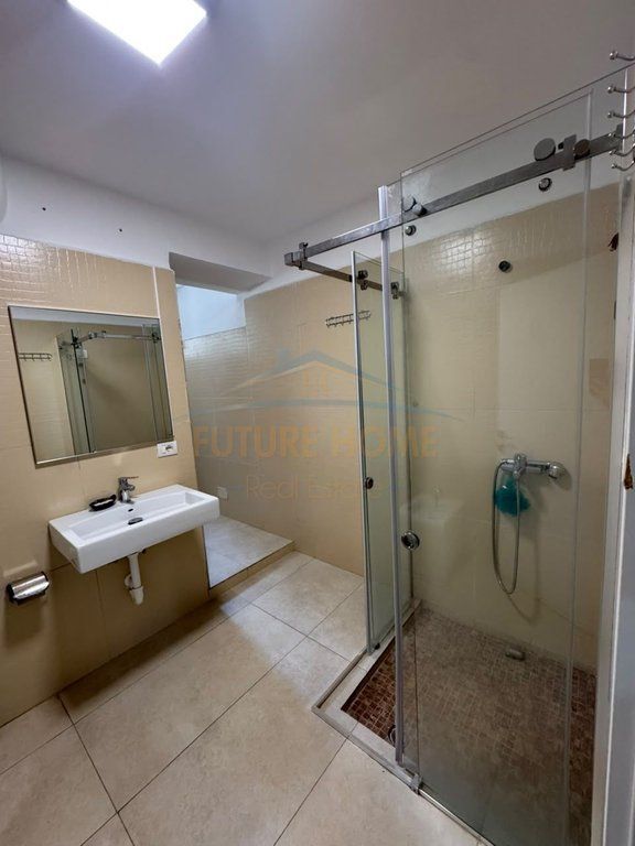 Shitet, Apartament 1+1, Selvia, Tirane