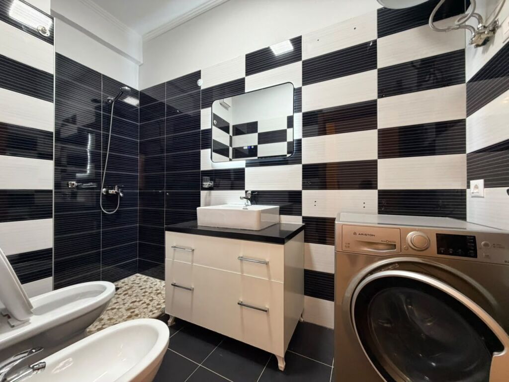Apartament 1+1 per shitje tek Kompleksi Golden Park prane Amerikan 3.