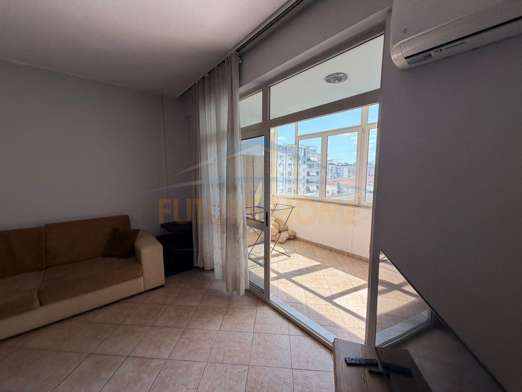 Rent, Apartment 2+1+2, Train station, Tirana.
