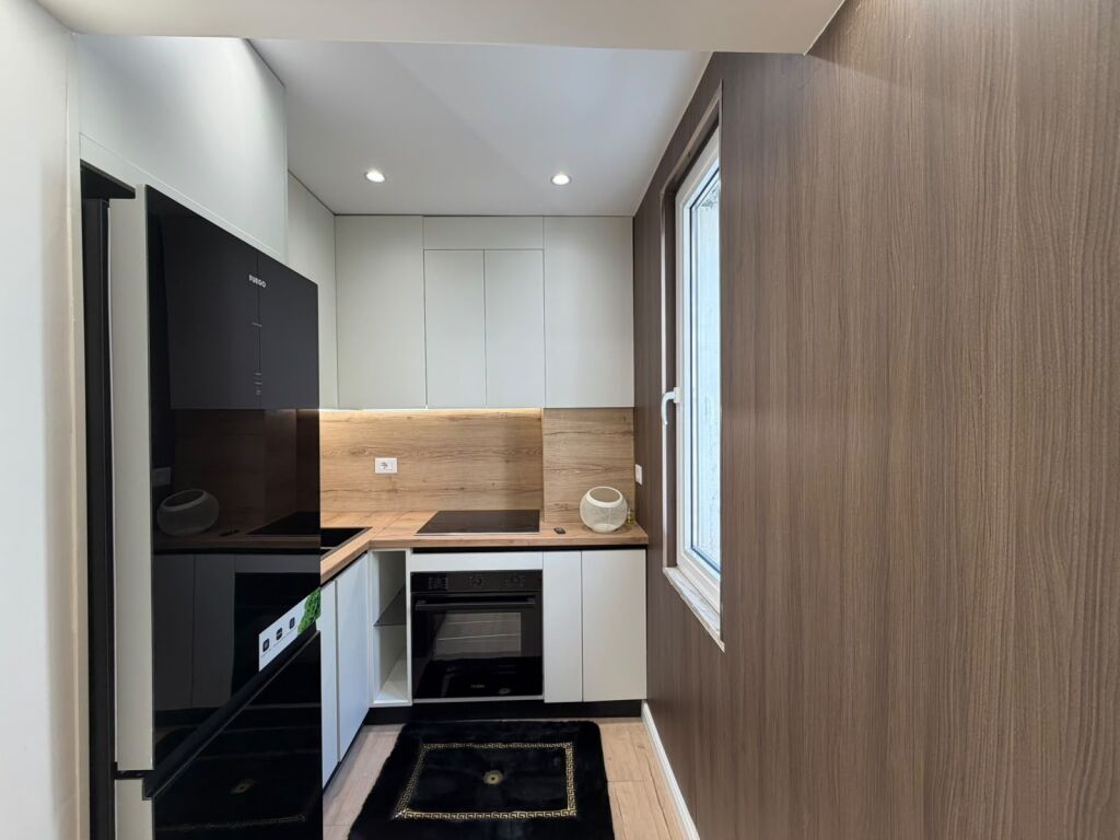 Apartament 1+1 per shitje tek Petro Nini.